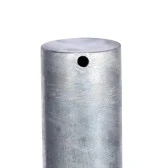 Vue de la tête du poteau de protection en acier galvanisé à chaud sur platine H.900x diam.90 mm