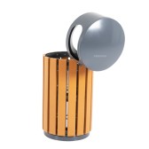 Vue avec couvercle ouvert de la poubelle extérieure ronde aspect bois